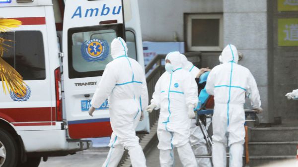 Cina, 77 nuovi casi virus, quasi 300 in totale
