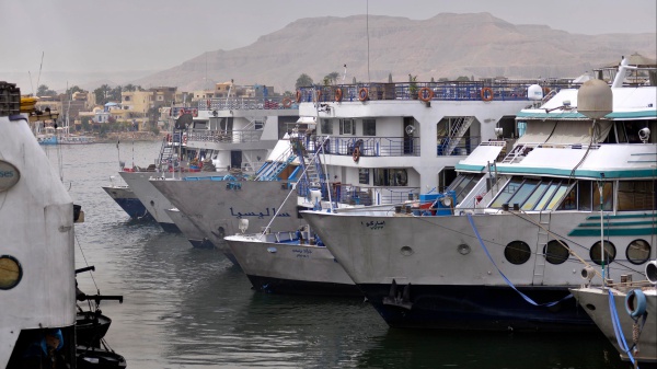 Collisione tra due imbarcazioni da crociera sul Nilo, morta una turista italiana