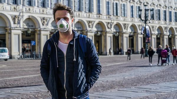Coronavirus in Italia, 12 vittime e 400 contagiati, guariti i due coniugi cinesi a Roma