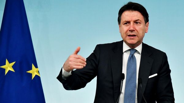 Coronavirus, la serrata generale divide governo e regioni del nord