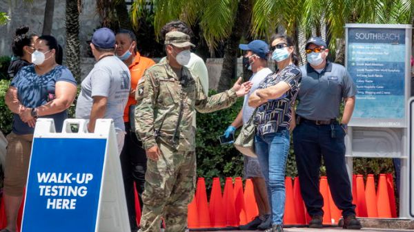 Coronavirus, le autorità sanitarie degli Stati Uniti stimano 148mila morti entro il 25 luglio
