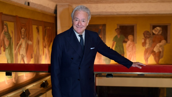 Corrado Tedeschi: «Ho fatto l’amore a Buckingham Palace. Fu una notte indimenticabile»
