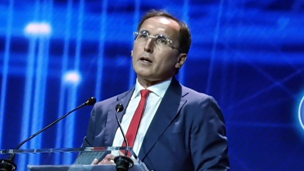 Covid, il monito del ministro degli Affari Regionali Boccia: "Non escludo altre nuove regioni rosse"
