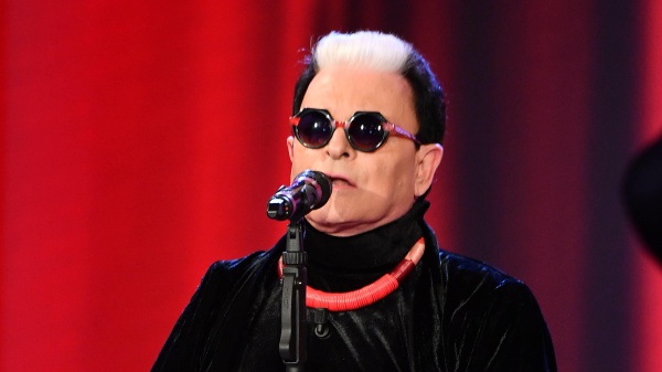 Cristiano Malgioglio a RTL 102.5: “Ho incontrato a Roma Oprah Winfrey e mi ha toccato il ciuffo”