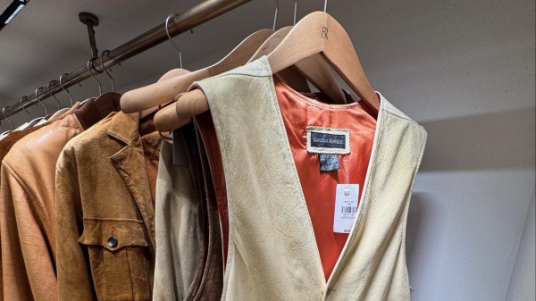 Da oggi, domenica 19 luglio 2026, sarà vietato distruggere i capi d'abbigliamento invenduti