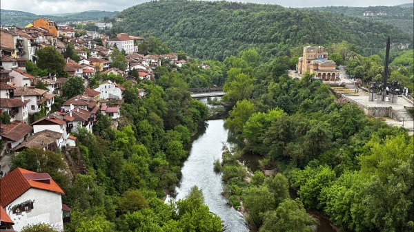 Dal mar Nero ai Balcani: Il Giro d’Italia affonda nella pancia della Bulgaria