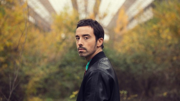 Diodato, esce oggi la docu-serie "Storie di un’altra estate", un viaggio che raccoglie le emozioni dell'artista durante i live