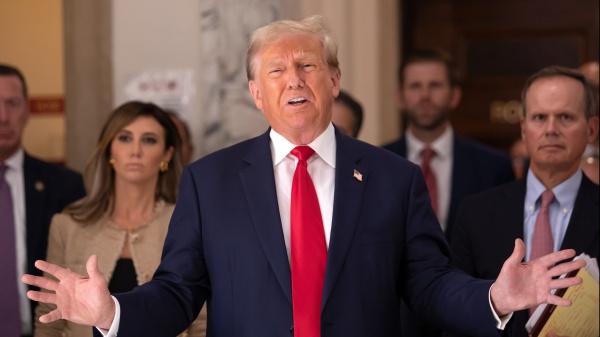 Donald Trump svelò i segreti dei sottomarini nucleari americani, lo avrebbe confidato a un magnate