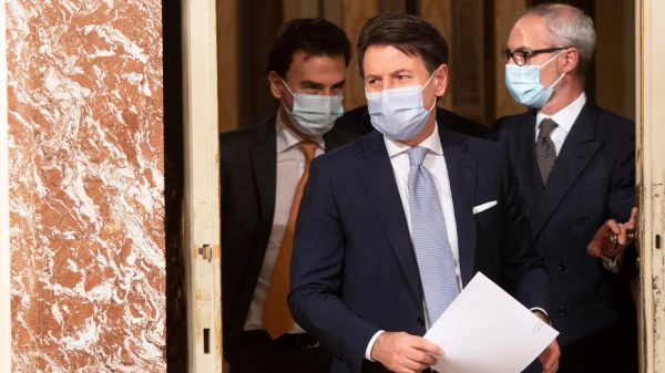 DPCM, il governo è in trincea