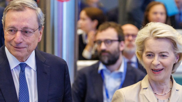 Draghi, monito al Vecchio Continente: “Inazione e lentezza, è a rischio la stessa sovranità dell’Europa”