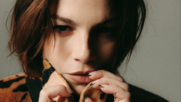 Emma a RTL 102.5: “Il 31 maggio ci sarò anche io al Centrale del Foro Italico di Roma per il Power Hits Estate 2026. Non potevo mancare!”