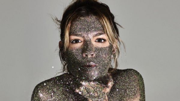 Emma Marrone non vede l'ora di ripartire, "sarà la cosa più bella del mondo tornare a cantare per voi"
