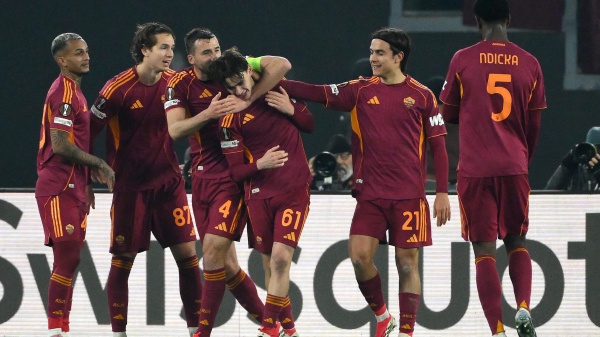 Europa League.  Pisilli show, la Roma vede gli ottavi.  Il Bologna soffre e spreca, con il Celtic è solo pari