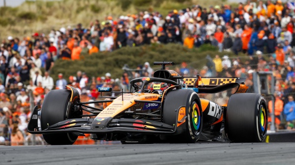 F1, Oscar Piastri vince il Gran Premio d'Olanda davanti a Verstappen ed Hadjar