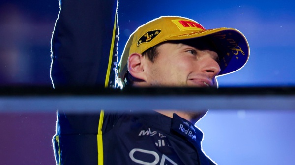 Formula 1, squalifica le McLaren a Las Vegas, Verstappen torna in corsa per il Mondiale