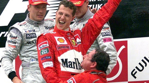 Formula 1, venticinque anni fa il primo mondiale di Schumacher vinto con la Ferrari