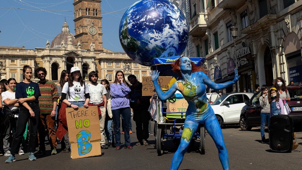 Fridays For Future, Oggi è Sciopero Globale Per Il Clima In Tutto Il ...