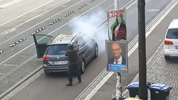 Germania, killer della sinagoga, manifesto antisemita già dieci giorni fa