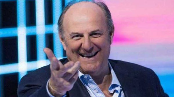 Gerry Scotti in diretta su RTL 102.5: "Sono fortunato, tutto quello che ho imparato lo devo alla radio"