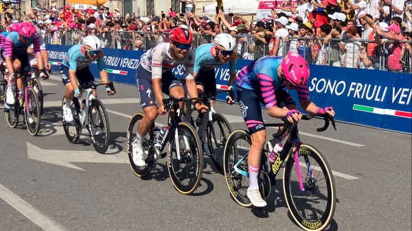 GIRO, A MILANO VITTORIA A SORPRESA DEL NORVEGESE LAVIK DRERSEN