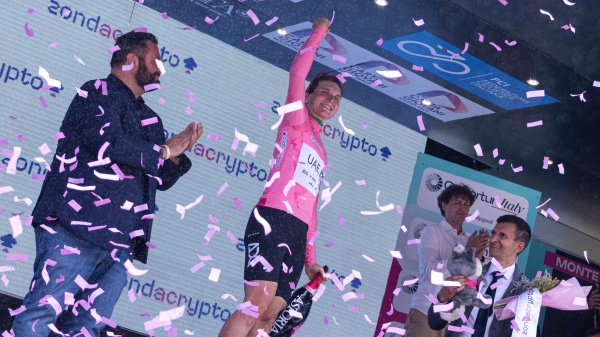 Giro d’Italia Women 2025, Elisa Longo Borghini conquista la corsa per il secondo anno di fila