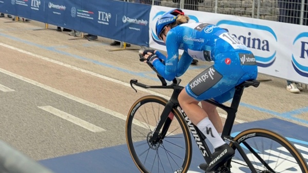Giro d’Italia Women, Anna Van der Breggen domina la quarta frazione e va in maglia rosa