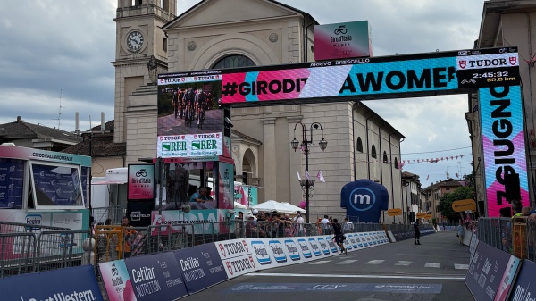 Giro d’Italia Women, Elisa Balsamo vince la sesta tappa. Van der Breggen tiene la maglia rosa