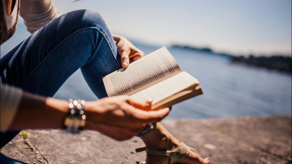 Gli italiani e i libri, come sta cambiando il nostro rapporto con la lettura