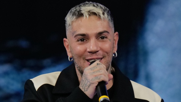 Emis Killa a RTL 102.5: “ ‘Musica Triste’ è un album molto colorato e sfaccettato, contiene diverse collaborazioni con amici e alcune new entry”