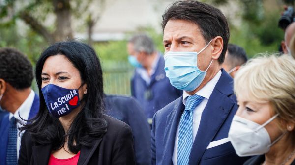 Governo, avanza l'ipotesi del lockdown light