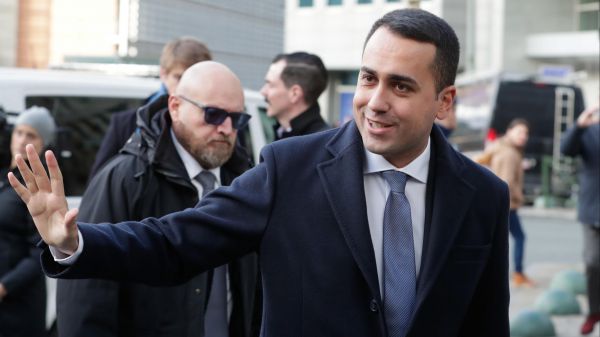 Governo, Di Maio rilancia il dialogo per Libia e Iran
