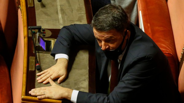 Governo, domani il cdm per l’approvazione del Recovery plan, ma la sfida fra Conte e Italia viva prosegue