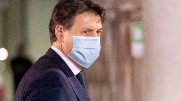 Governo e maggioranza alle prese con il decreto di maggio, è scontro fra M5S da un lato e Pd-Italia Viva dall'altro