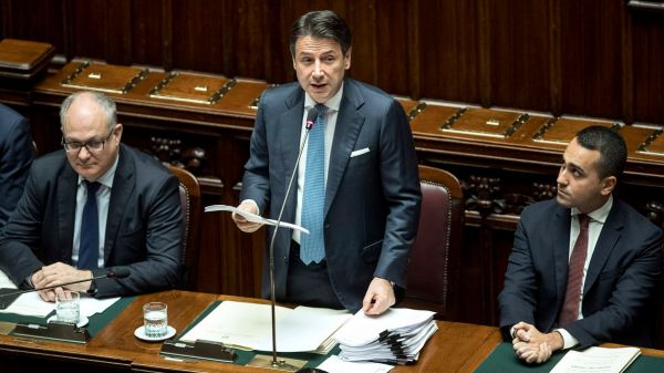 Governo, lo scontro continua sulla manovra
