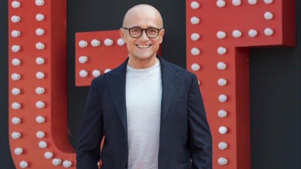 Grande Fratello salta per il caso Signorini-Corona? Mediaset frena: "Valutazioni ancora in corso"