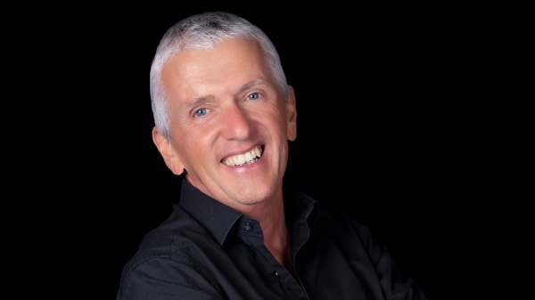 Grant Benson torna su RTL 102.5: grande show a "No Problem - W l'Italia"