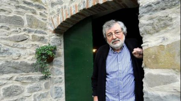 Guccini compie 80 anni, buon compleanno all’ ultimo dei grandi cantautori, maestro di inni senza tempo