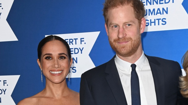 Paura per Harry e Meghan, inseguiti in auto dai paparazzi a New York