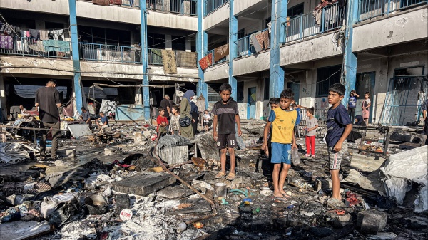 Il dramma di Gaza: la guerra e la fame uccidono adulti e bambini. il documento contro Israele fimato da 28 Paesi