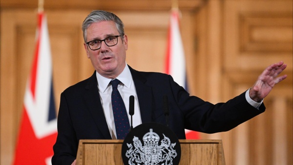 Il premier britannico  Starmer prepara la resa, le dimissioni questione di ore