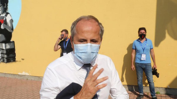 Il professor Crisanti non arretra, contro di me inferno mediatico, il vaccino anti-Covid non è un oggetto sacro