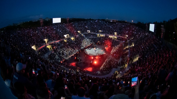 IL RADIO ZETA FUTURE HITS LIVE INCANTA LA CAPITALE E RADDOPPIA: APPUNTAMENTO ALL’ARENA DI VERONA!