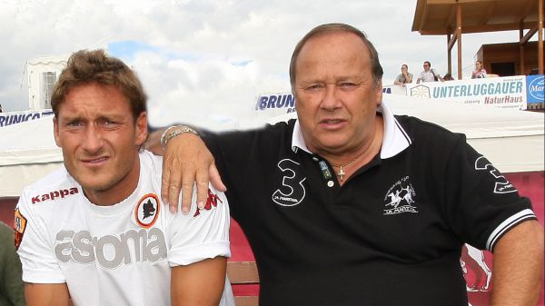 Il saluto di Totti al papà Enzo: "Ciao sceriffo, fai buon viaggio"
