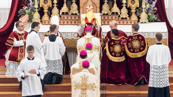 Il Vaticano scomunica i Lefebvriani. Firmato il decreto dal Prefetto del Dicastero per la Dottrina della Fede