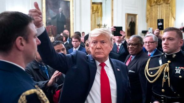 Impeachment, difesa Trump, accuse Bolton irrilevanti
