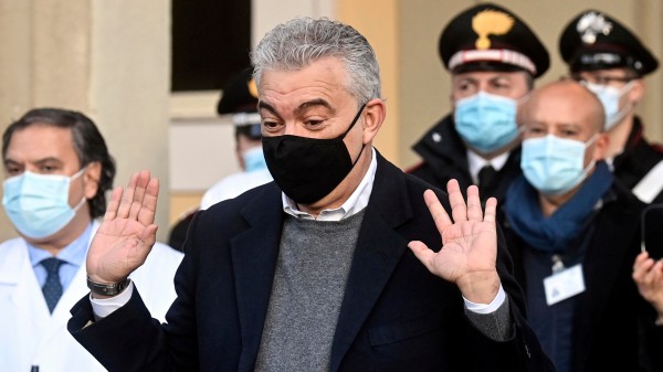 Inchiesta mascherine, Domenico Arcuri indagato per peculato
