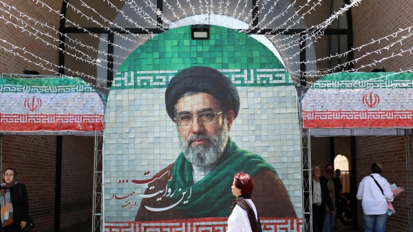 Iran e Stati Uniti, mai  così vicini alla pace, Teheran all'esame   del memorandum   inviato da Trump