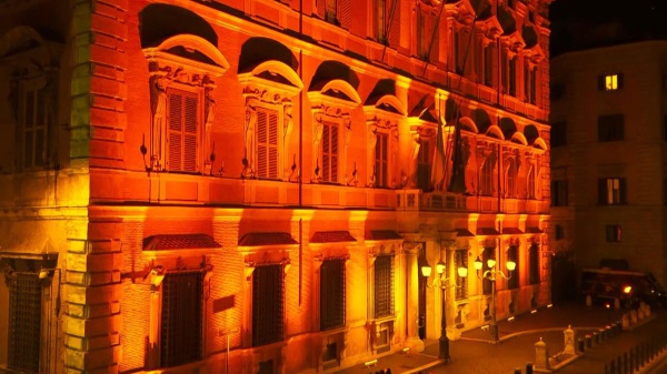 Iran, scontro maggioranza-opposizioni sulla premier Meloni in aula: "Calpesta Parlamento"; "Bizzarro"