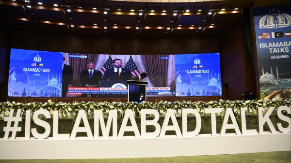 Iran-Usa, vertice senza intesa a Islamabad, ma resta aperto il confronto sui nodi strategici globali