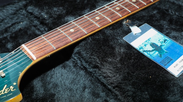La chitarra di Kurt Cobain all’asta per oltre 1,5 milioni di dollari
